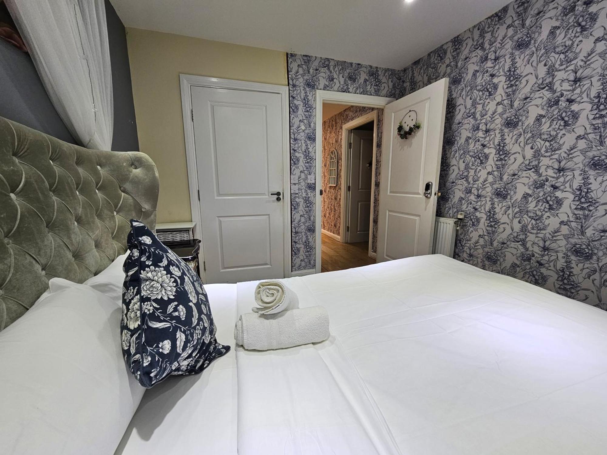 Wallwood Rooms Londra Exterior foto